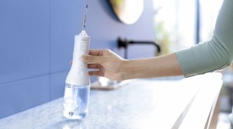 NOVINKA na eshope - Philips Sonicare Power Flosser prenosná ústna sprcha