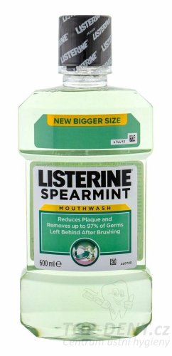 Listerine Spearmint ústní voda, 600ml