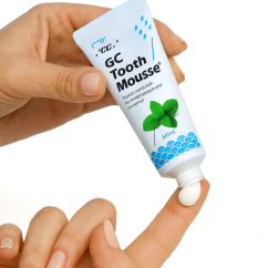 GC Mousse dentální krém s vápníkem Mint, 40g