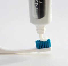 Enzymel Estetix zubní pasta proti pigmentacím, 75ml